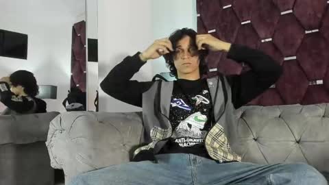 Tony Benedetti online show from 04.12.26