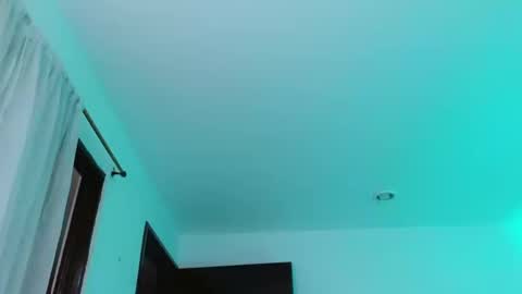 Snapshot of tonyking21 chatting on 09.10.25 ANTONY online show from 09.10.25