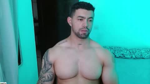 Snapshot of tonyking21 chatting on 09.22.25 ANTONY online show from 09.22.25