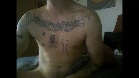 Snapshot of tonystrawberry chatting on 10.11.25 tonystrawberry online show from 10.11.25