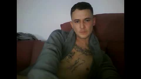 Snapshot of tonystrawberry chatting on 01.18.26 tonystrawberry online show from 01.18.26