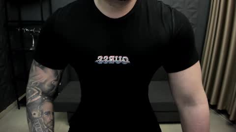 Snapshot of tonywilcoxx chatting on 01.27.25 TonyWilcox online show from 01.27.25