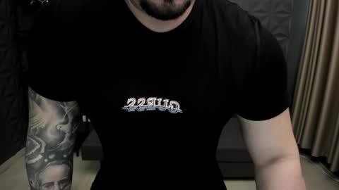 Snapshot of tonywilcoxx chatting on 02.01.25 TonyWilcox online show from 02.01.25