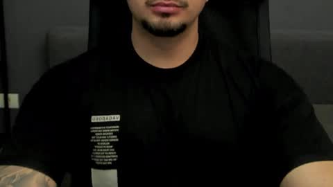 Snapshot of tonywilcoxx chatting on 02.08.25 TonyWilcox online show from 02.08.25