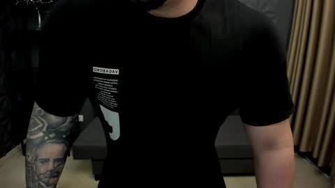 Snapshot of tonywilcoxx chatting on 02.09.25 TonyWilcox online show from 02.09.25