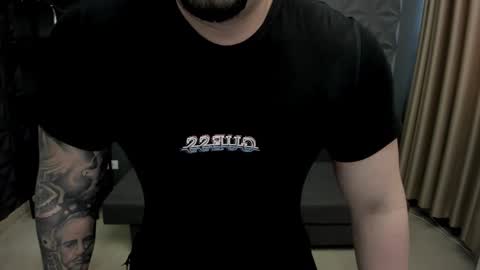 Snapshot of tonywilcoxx chatting on 02.10.25 TonyWilcox online show from 02.10.25