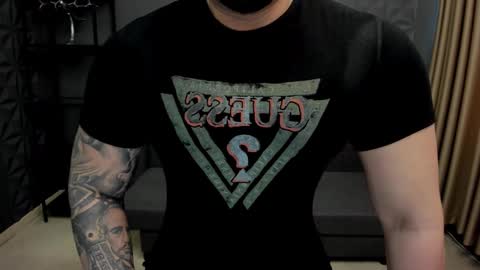 Snapshot of tonywilcoxx chatting on 02.15.25 TonyWilcox online show from 02.15.25