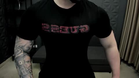 Snapshot of tonywilcoxx chatting on 02.28.25 TonyWilcox online show from 02.28.25