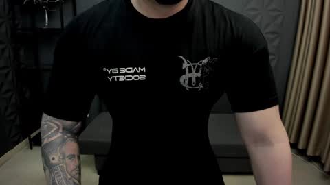 Snapshot of tonywilcoxx chatting on 03.09.25 TonyWilcox online show from 03.09.25