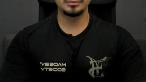 Snapshot of tonywilcoxx chatting on 10.19.25 TonyWilcox online show from 10.19.25