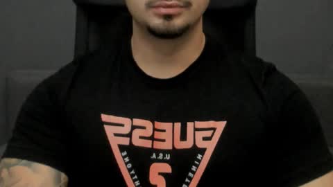 Snapshot of tonywilcoxx chatting on 10.25.25 TonyWilcox online show from 10.25.25