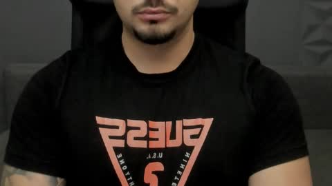 Snapshot of tonywilcoxx chatting on 11.07.25 TonyWilcox online show from 11.07.25