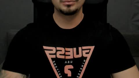 Snapshot of tonywilcoxx chatting on 11.27.25 TonyWilcox online show from 11.27.25