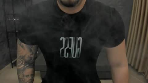 Snapshot of tonywilcoxx chatting on 12.02.25 TonyWilcox online show from 12.02.25