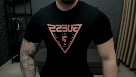 Snapshot of tonywilcoxx chatting on 12.05.25 TonyWilcox online show from 12.05.25