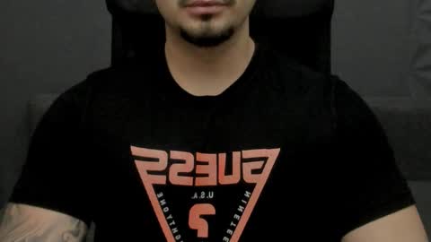 Snapshot of tonywilcoxx chatting on 12.16.25 TonyWilcox online show from 12.16.25