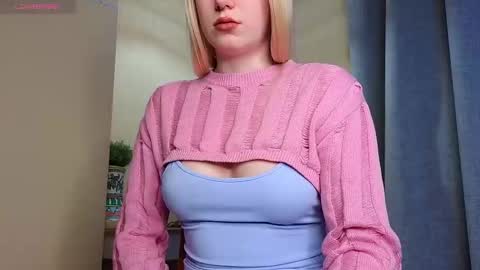 Hey hey Im Megan Pvt open. Im very glad to see you here online show from 03.08.25