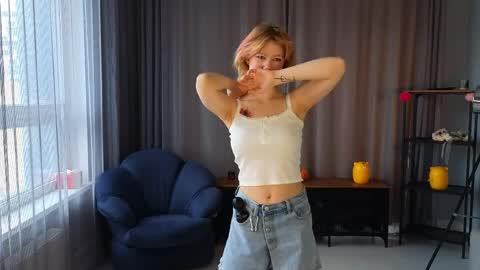 Hey hey Im Megan Pvt open. Im very glad to see you here online show from 04.09.26