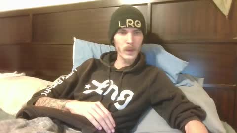 Snapshot of tootall803 chatting on 01.11.25 TooTall803 online show from 01.11.25