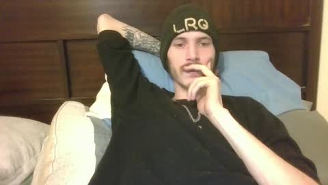 Snapshot of tootall803 chatting on 01.21.25 TooTall803 online show from 01.21.25