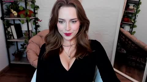 Snapshot of top_twins chatting on 12.04.24 Yara online show from 12.04.24