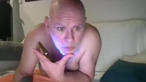 Snapshot of topati74 chatting on 10.16.25 topati74 online show from 10.16.25