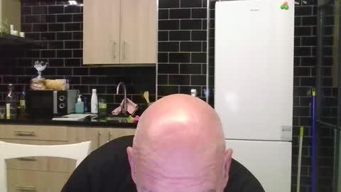 Snapshot of topati74 chatting on 11.16.25 topati74 online show from 11.16.25