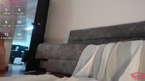 Snapshot of tori_just chatting on 11.19.25 tori_just online show from 11.19.25