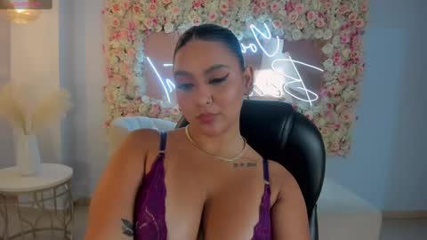 Tori Cross online show from 02.10.25