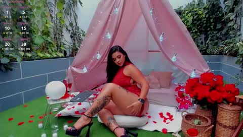 Tori Cross online show from 02.14.25