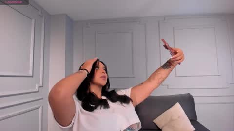 Tori Cross online show from 10.05.25