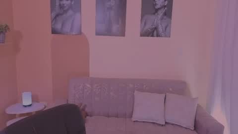 Tori Cross online show from 04.25.26