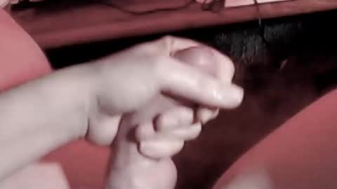 Snapshot of tornne chatting on 10.19.25 tornne online show from 10.19.25