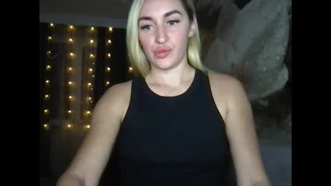 Snapshot of tosyna07555 chatting on 12.11.24 tosyna07555 online show from 12.11.24