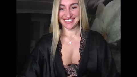 Snapshot of tosyna07555 chatting on 02.27.25 tosyna07555 online show from 02.27.25