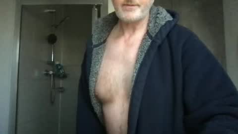 Archibald Leach online show from 03.03.25