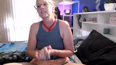 Milly online show from 01.28.25