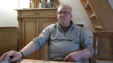 Snapshot of toto758 chatting on 02.25.25 toto758 online show from 02.25.25