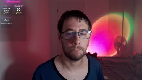 Snapshot of totoclown chatting on 09.14.25 Thomas online show from 09.14.25