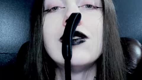 toxicdomme online show from 12.19.25