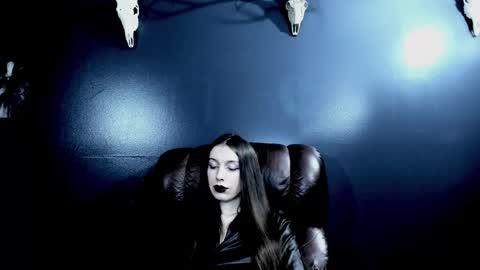 toxicdomme online show from 01.08.26