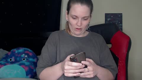 Lilly Miss Mistress Goddess Maam Queen Boss online show from 12.30.24