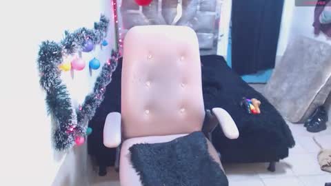 toxca69 online show from 11.28.25