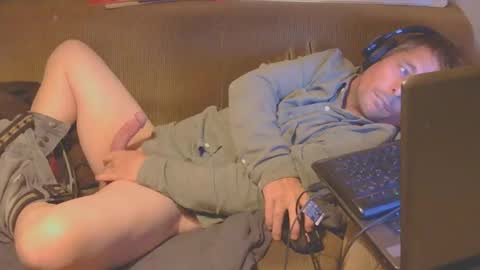 Toyboy online show from 10.12.25