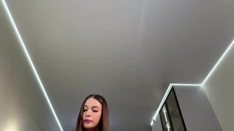 Snapshot of traciblow chatting on 04.29.26 Rebeca online show from 04.29.26
