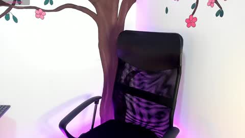 tracy online show from 12.22.24