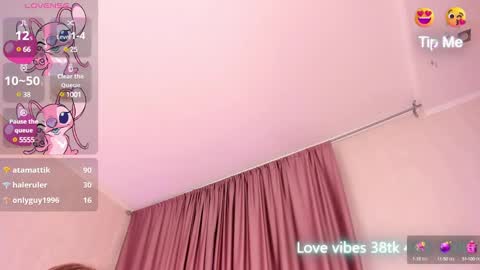 Snapshot of tracy_tay1or chatting on 02.19.25 Tracy GMT2 Mon 3 AM - 4 PM Tue 3 AM - 4 PM Wed 3 AM - 4 PM Thur 3 AM - 4 PM Fri 3 AM - 4 PM online show from 02.19.25