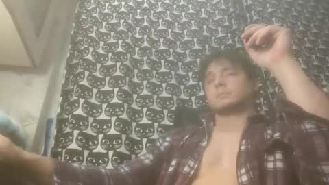 Snapshot of tradewm chatting on 11.08.25 Trade4Life online show from 11.08.25