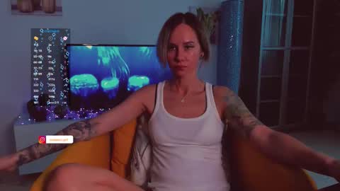 Hey my name is Kiri Kiri online show from 09.20.25