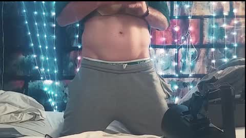 Snapshot of trailer_made chatting on 01.31.25 Ethan Nash online show from 01.31.25